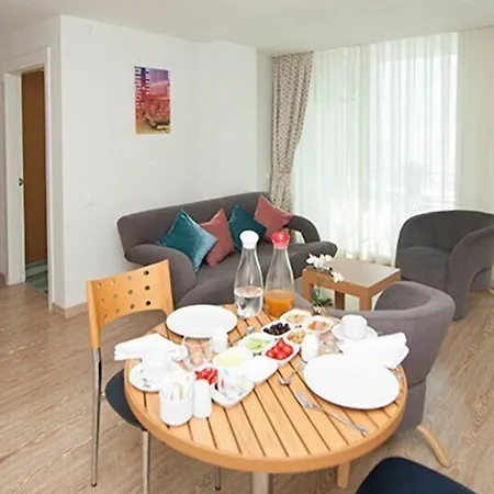 Durusu Lägenhetshotell Antalya